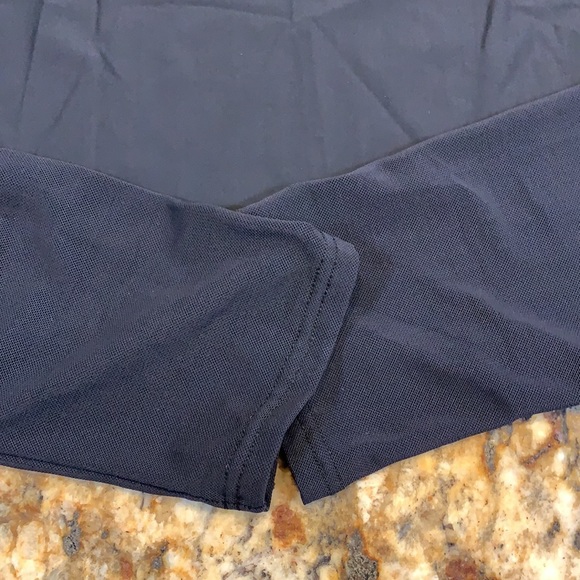 Red Carter crop swim top - Picture 6 of 10